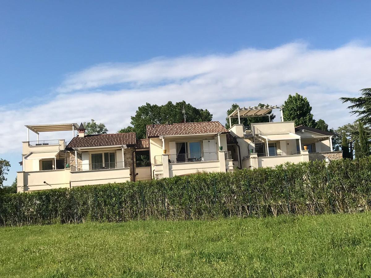 Villa Onofria ซีร์มิโอเน ภายนอก รูปภาพ